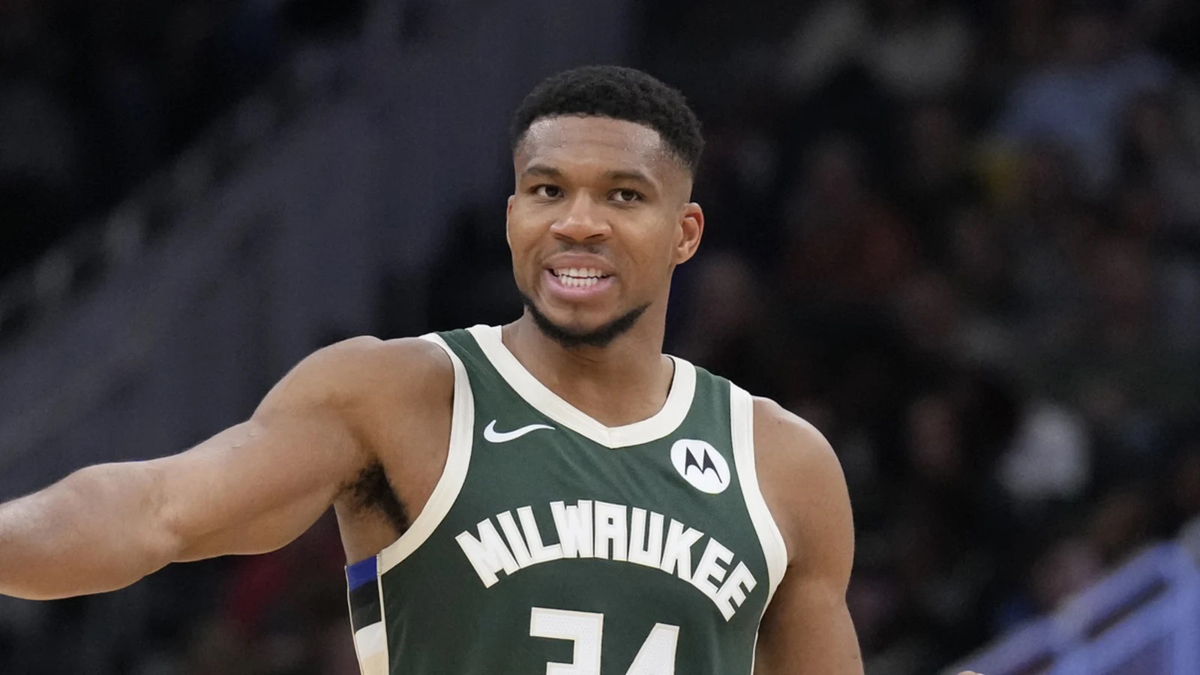 act_giannis_antetokounmpo4